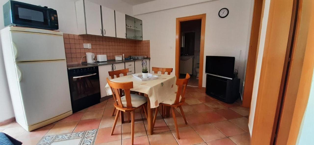 Villa Dobra Family Apartments Вир Экстерьер фото