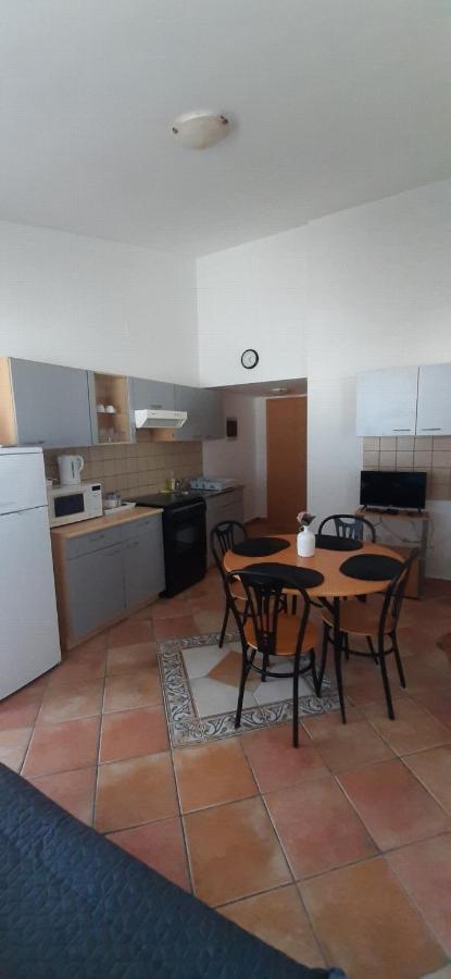 Villa Dobra Family Apartments Вир Экстерьер фото